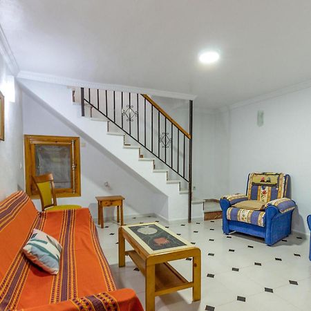 2 Bedroom Awesome Home In Santa Pola Exteriör bild