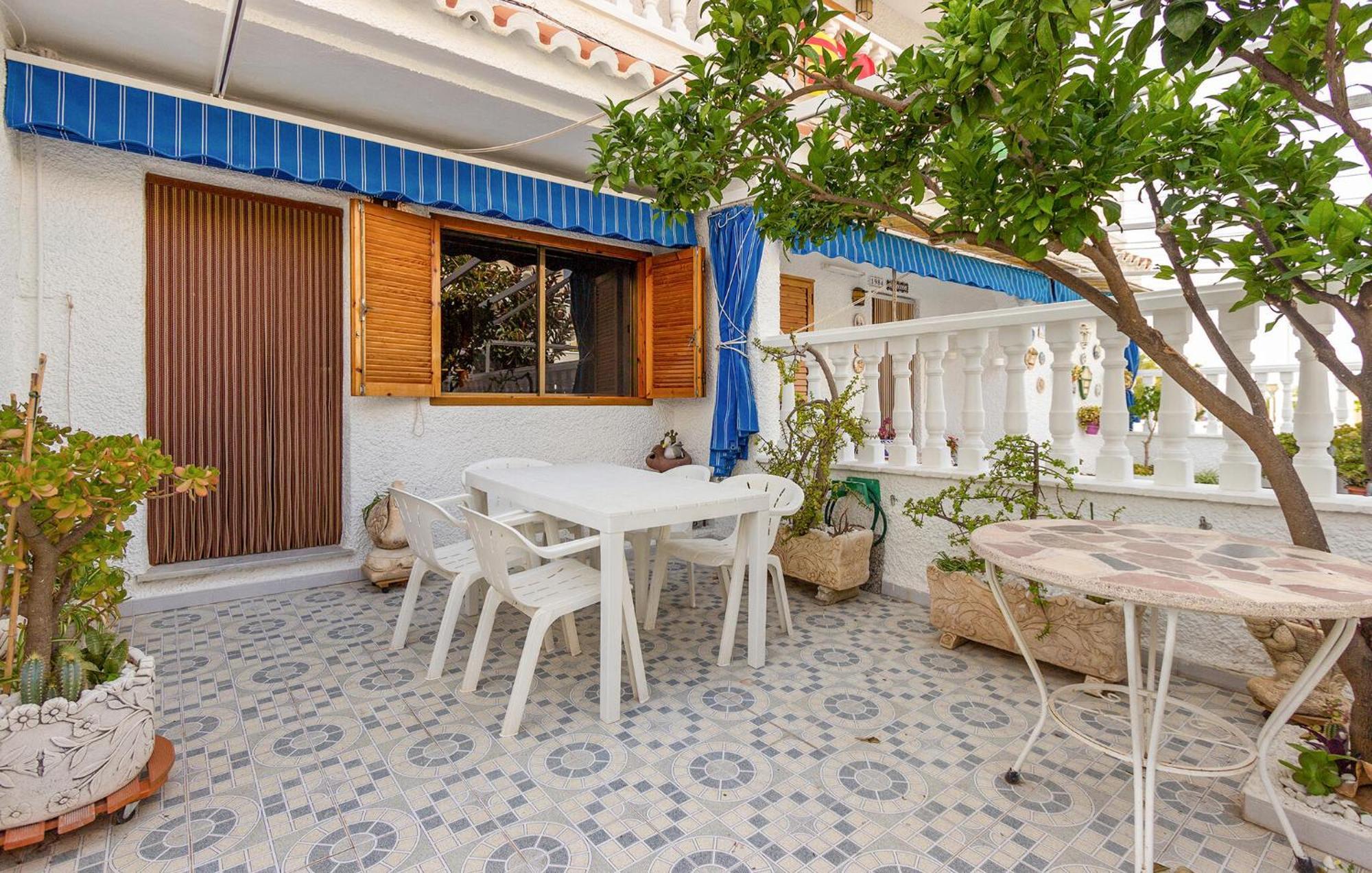 2 Bedroom Awesome Home In Santa Pola Exteriör bild